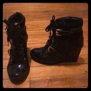 Michael Kors booties size 7 1/2